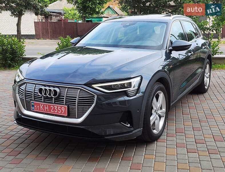 Внедорожник / Кроссовер Audi e-tron 2019 в Кременчуге