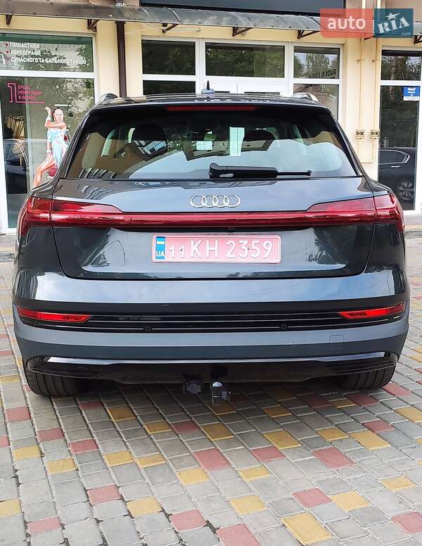 Внедорожник / Кроссовер Audi e-tron 2019 в Кременчуге фото 10 Внедорожник / Кроссовер Audi e-tron 2019 в Кременчуге