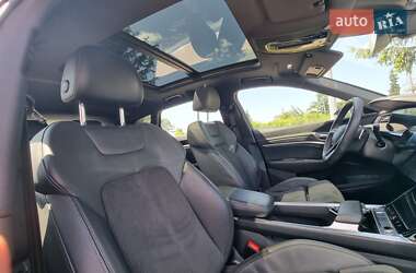 Внедорожник / Кроссовер Audi e-tron 2019 в 
