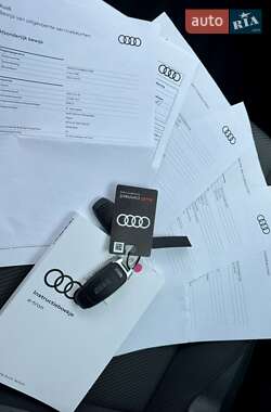 Внедорожник / Кроссовер Audi e-tron 2022 в 