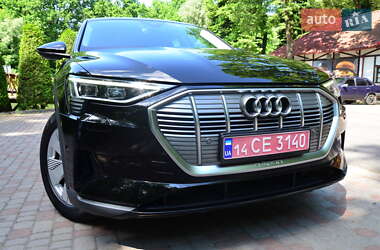 Внедорожник / Кроссовер Audi e-tron 2020 в 