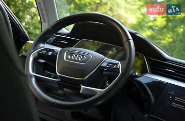 Внедорожник / Кроссовер Audi e-tron 2020 в 