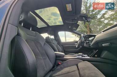 Внедорожник / Кроссовер Audi e-tron 2019 в 