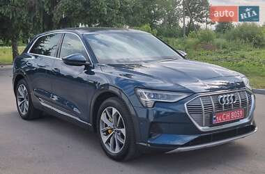 Внедорожник / Кроссовер Audi e-tron 2019 в 