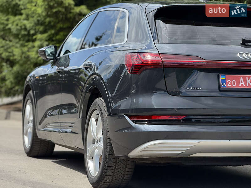 Внедорожник / Кроссовер Audi e-tron 2019 в Тернополе