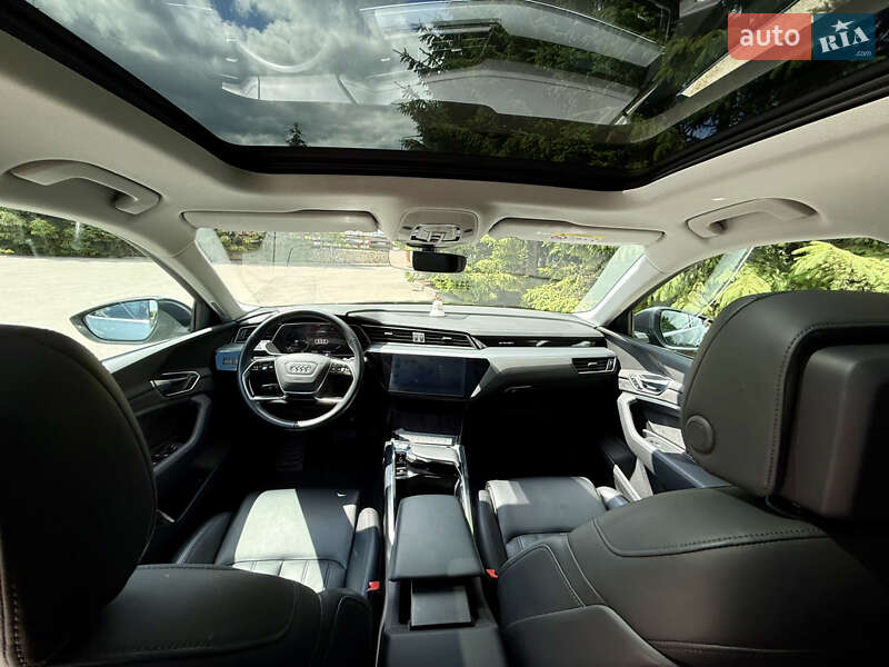 Внедорожник / Кроссовер Audi e-tron 2019 в Тернополе