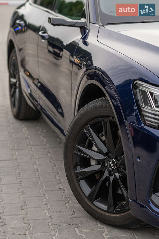 Внедорожник / Кроссовер Audi e-tron 2020 в Львове