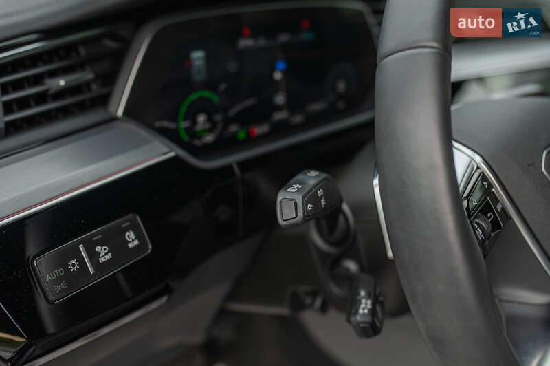 Внедорожник / Кроссовер Audi e-tron 2020 в Львове