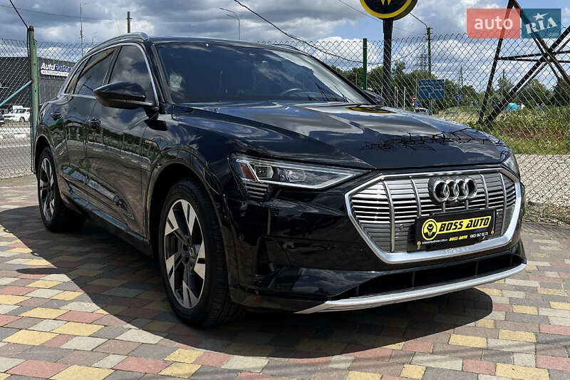 Audi e-tron 2022