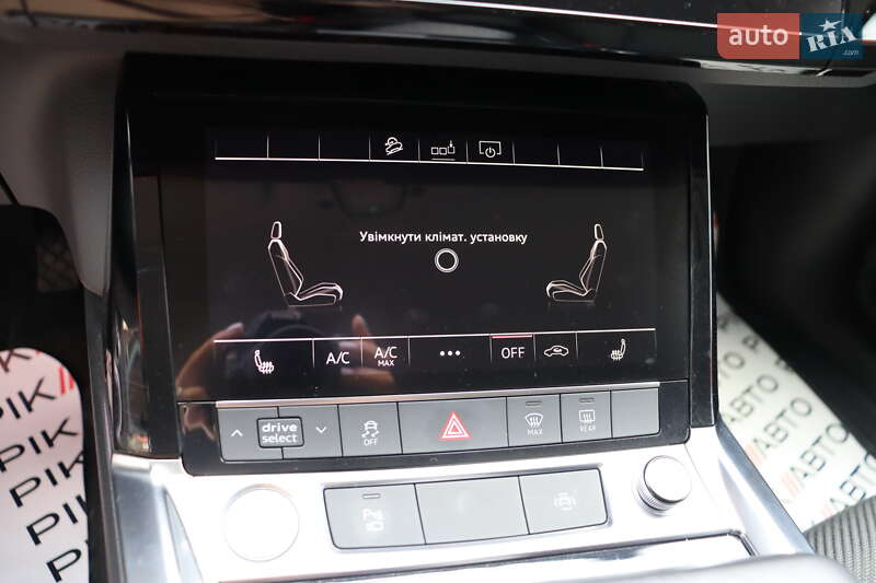 Внедорожник / Кроссовер Audi e-tron 2019 в Львове