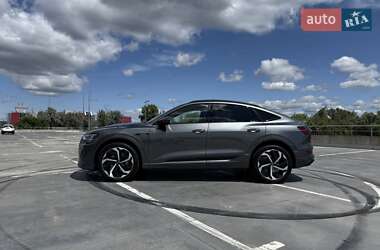 Внедорожник / Кроссовер Audi e-tron 2021 в 