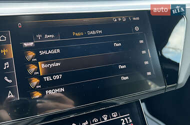 Внедорожник / Кроссовер Audi e-tron 2019 в 