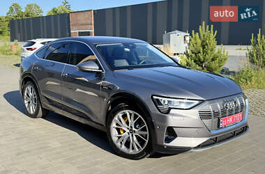 Audi e-tron 2023