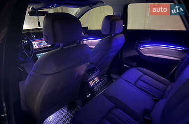 Внедорожник / Кроссовер Audi e-tron 2020 в 