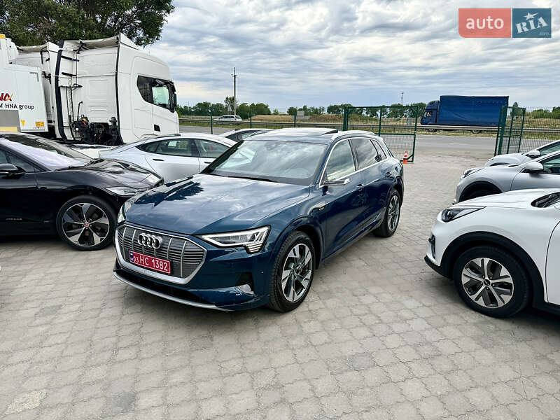 Audi e-tron 2020