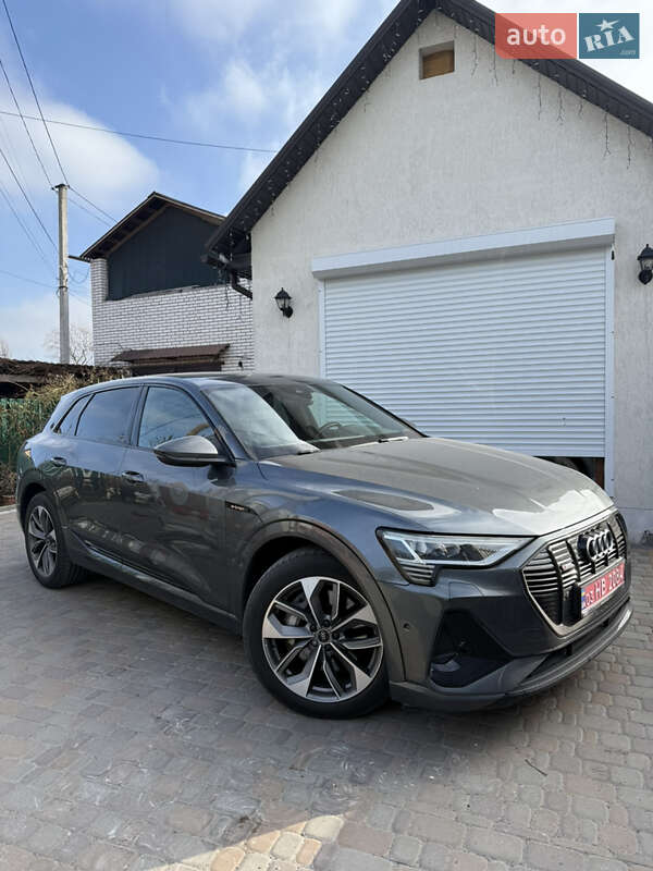 Внедорожник / Кроссовер Audi e-tron 2021 в Белой Церкви