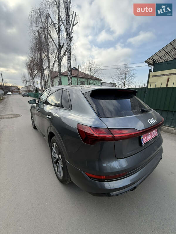 Внедорожник / Кроссовер Audi e-tron 2021 в Белой Церкви