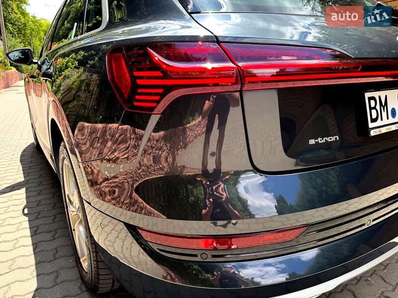 Внедорожник / Кроссовер Audi e-tron 2020 в Хмельницком