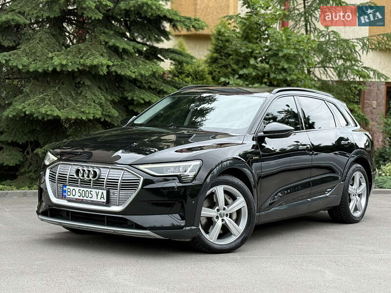Audi e-tron 2019