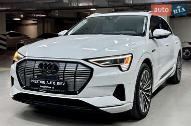 Внедорожник / Кроссовер Audi e-tron 2019 в 