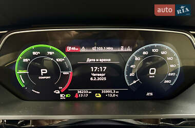 Внедорожник / Кроссовер Audi e-tron 2019 в 