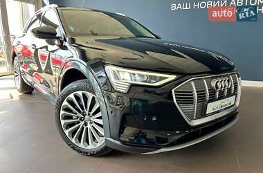 Внедорожник / Кроссовер Audi e-tron 2019 в 