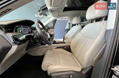 Внедорожник / Кроссовер Audi e-tron 2019 в 