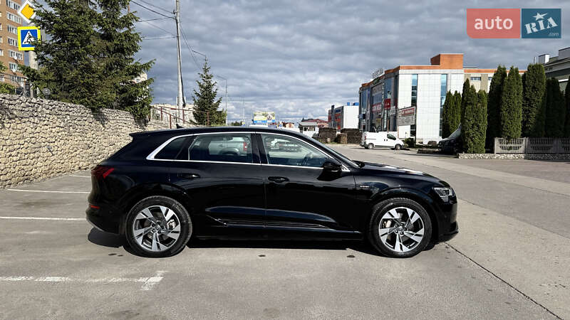 Внедорожник / Кроссовер Audi e-tron 2020 в Тернополе