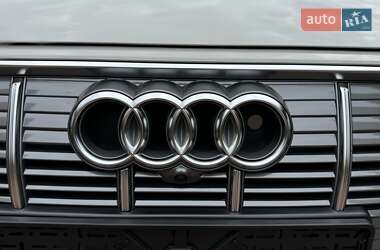 Внедорожник / Кроссовер Audi e-tron 2020 в 