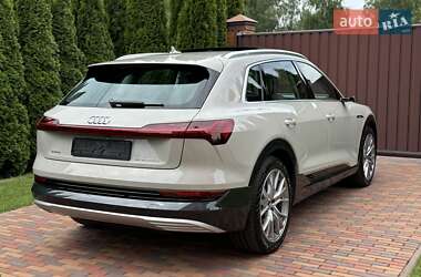 Внедорожник / Кроссовер Audi e-tron 2020 в 