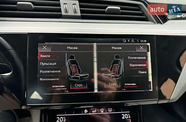 Внедорожник / Кроссовер Audi e-tron 2020 в 