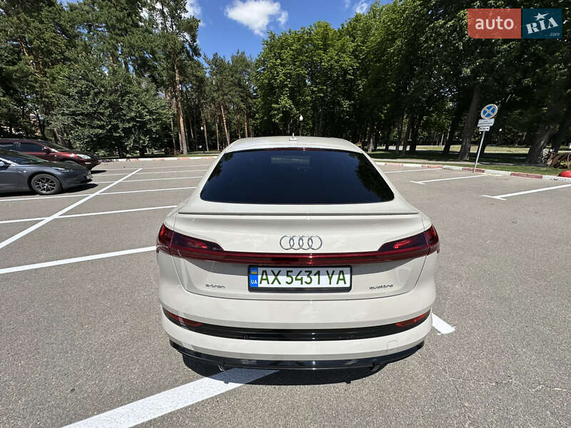 Внедорожник / Кроссовер Audi e-tron 2020 в Харькове