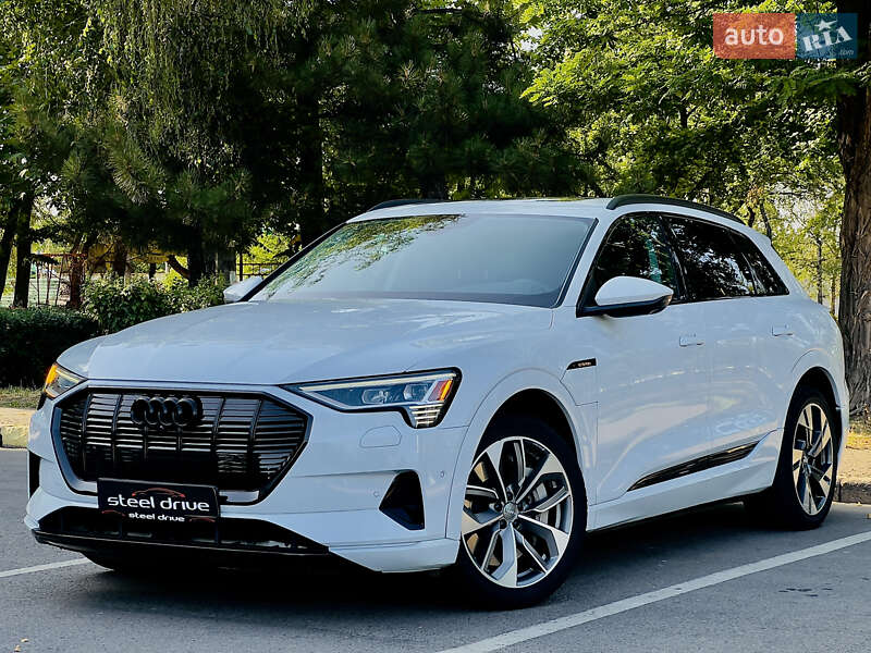 Внедорожник / Кроссовер Audi e-tron 2020 в Николаеве