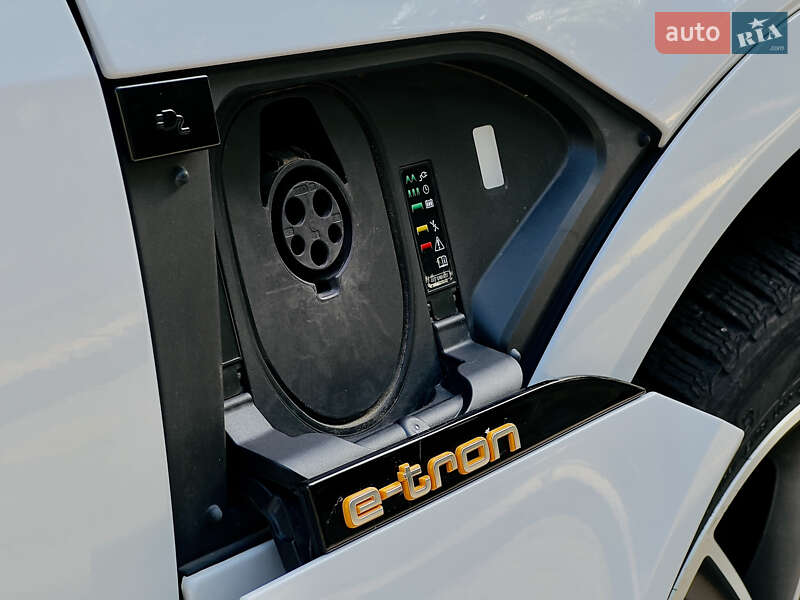 Внедорожник / Кроссовер Audi e-tron 2020 в Николаеве