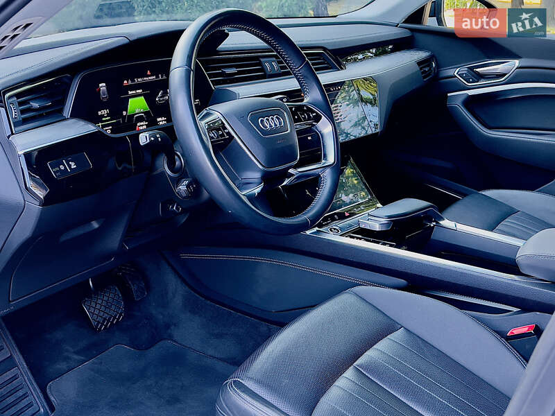 Внедорожник / Кроссовер Audi e-tron 2020 в Николаеве