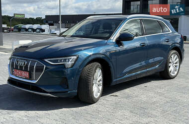 Внедорожник / Кроссовер Audi e-tron 2019 в 
