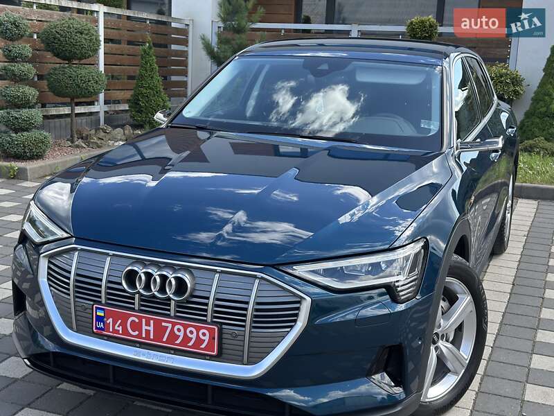 Внедорожник / Кроссовер Audi e-tron 2021 в Стрые