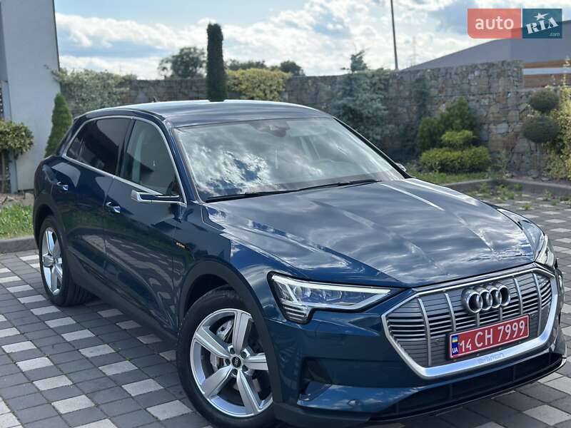 Внедорожник / Кроссовер Audi e-tron 2021 в Стрые