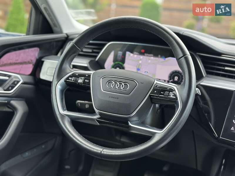 Внедорожник / Кроссовер Audi e-tron 2021 в Стрые