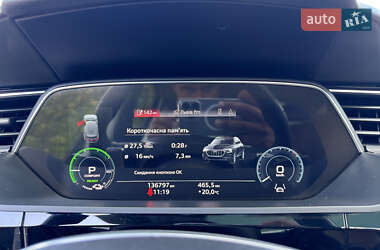 Позашляховик / Кросовер Audi e-tron 2020 в 