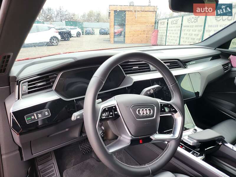 Внедорожник / Кроссовер Audi e-tron 2020 в Киеве