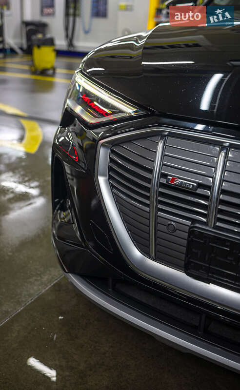 Внедорожник / Кроссовер Audi e-tron 2023 в Черновцах