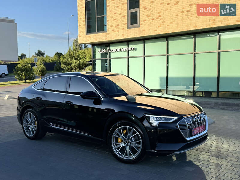 Внедорожник / Кроссовер Audi e-tron 2023 в Хмельницком