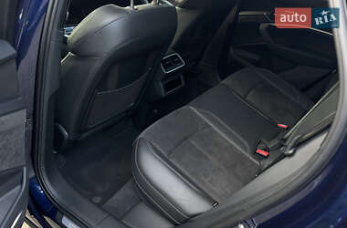 Внедорожник / Кроссовер Audi e-tron 2020 в 