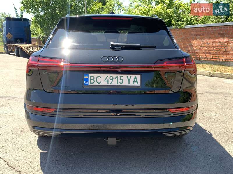 Внедорожник / Кроссовер Audi e-tron 2019 в Дрогобыче