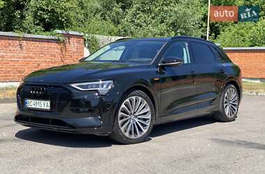 Внедорожник / Кроссовер Audi e-tron 2019 в 