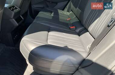 Внедорожник / Кроссовер Audi e-tron 2019 в 