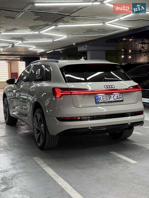 Внедорожник / Кроссовер Audi e-tron 2022 в Одессе