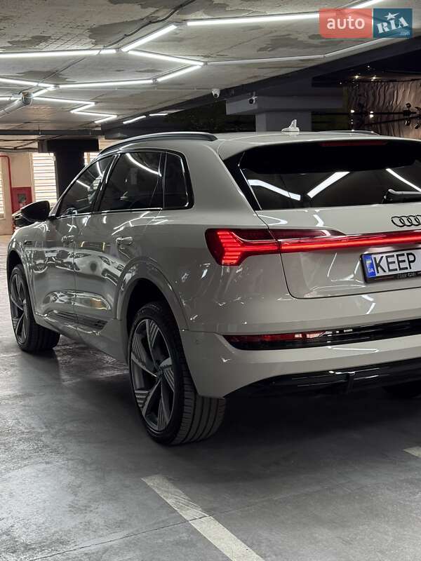 Внедорожник / Кроссовер Audi e-tron 2022 в Одессе
