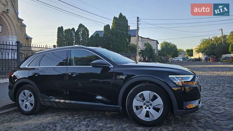 Внедорожник / Кроссовер Audi e-tron 2019 в Луцке